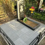 Памятник из белого мрамора с цоколем — фото 3