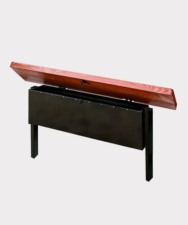 Скамья деревянная