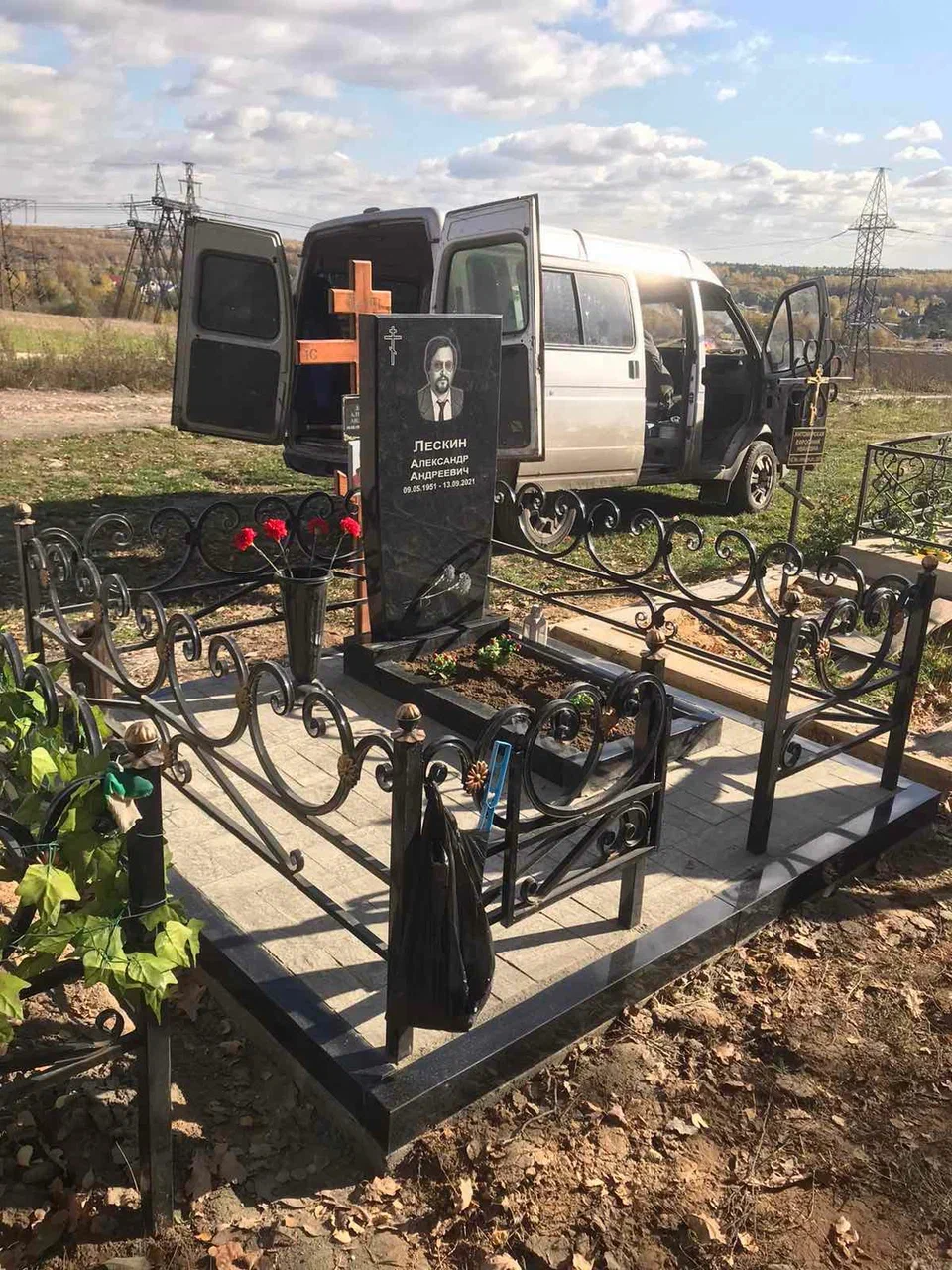 Мемориальные комплексы — работа от unknown