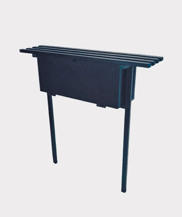 Лавка с ящиком